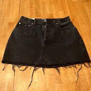 NWT AGOLDE black jean skirt 27